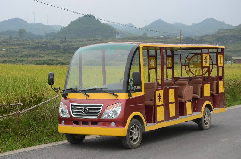 11座燃油復古觀光車 UB-11D-2